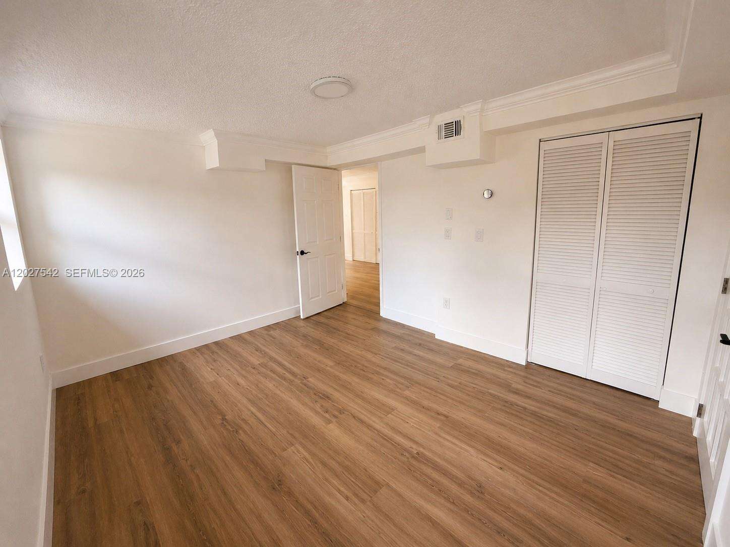 2627 213th St, Miami, FL 33180 - For Sale photo 7