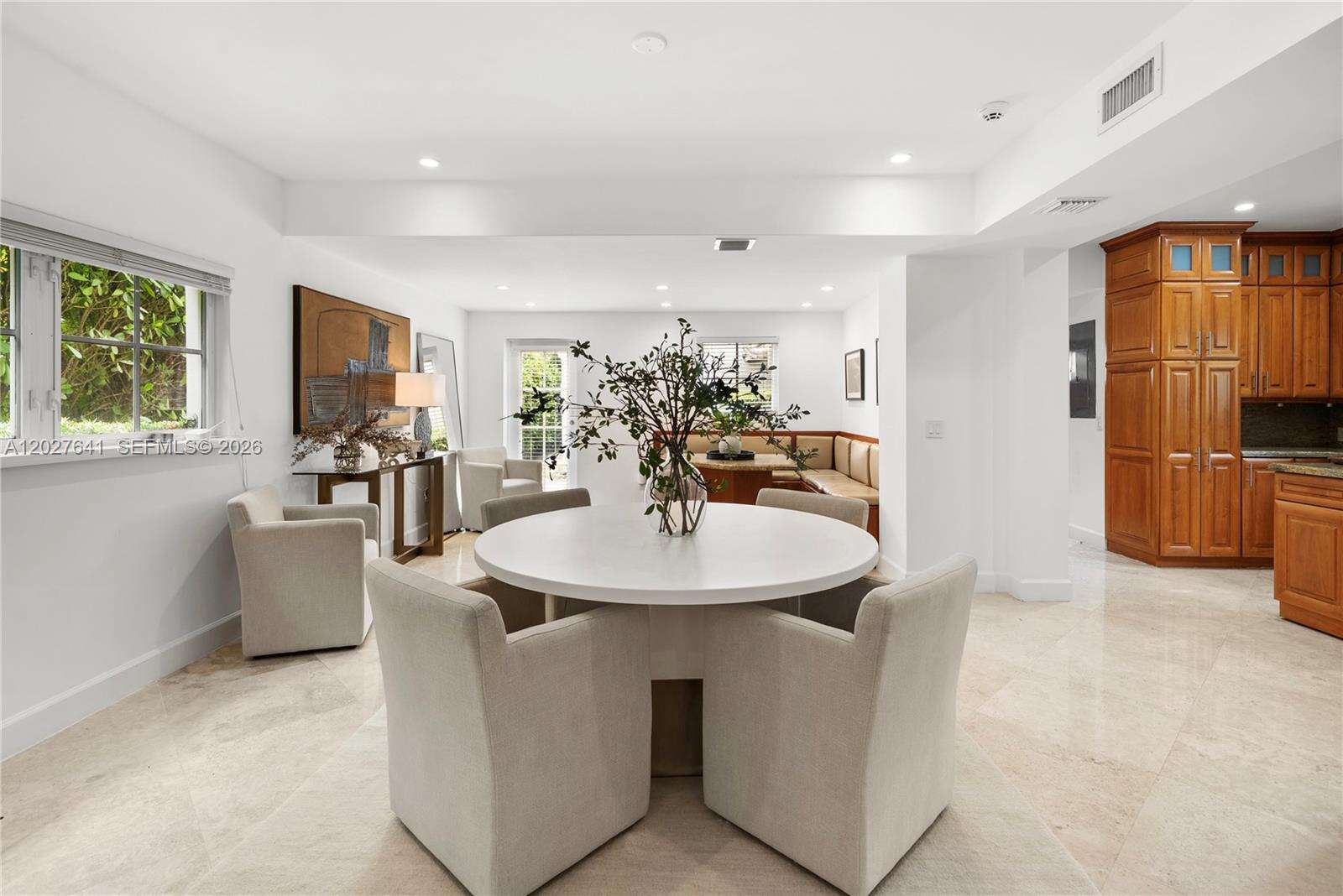 1776 Michigan Ave, Miami Beach, FL 33139 - Pending Sale photo 8