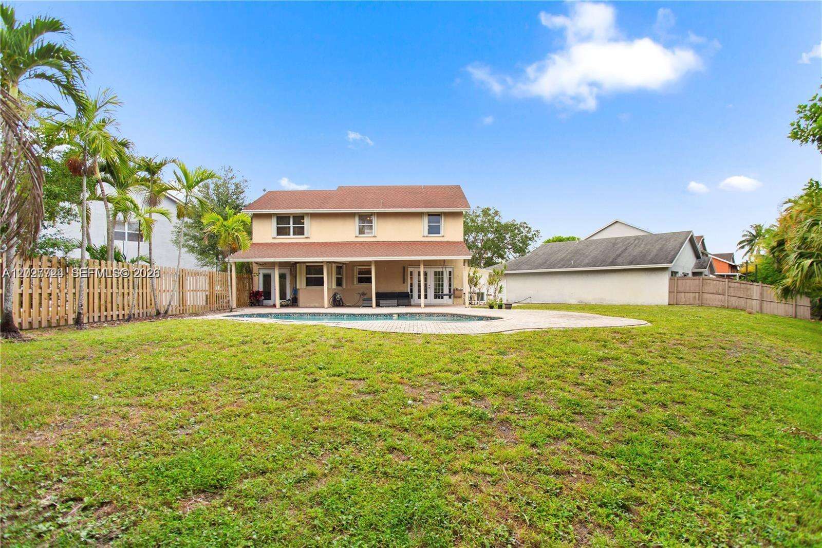 1051 95th Ter, Pembroke Pines, FL 33025 - For Sale photo 3