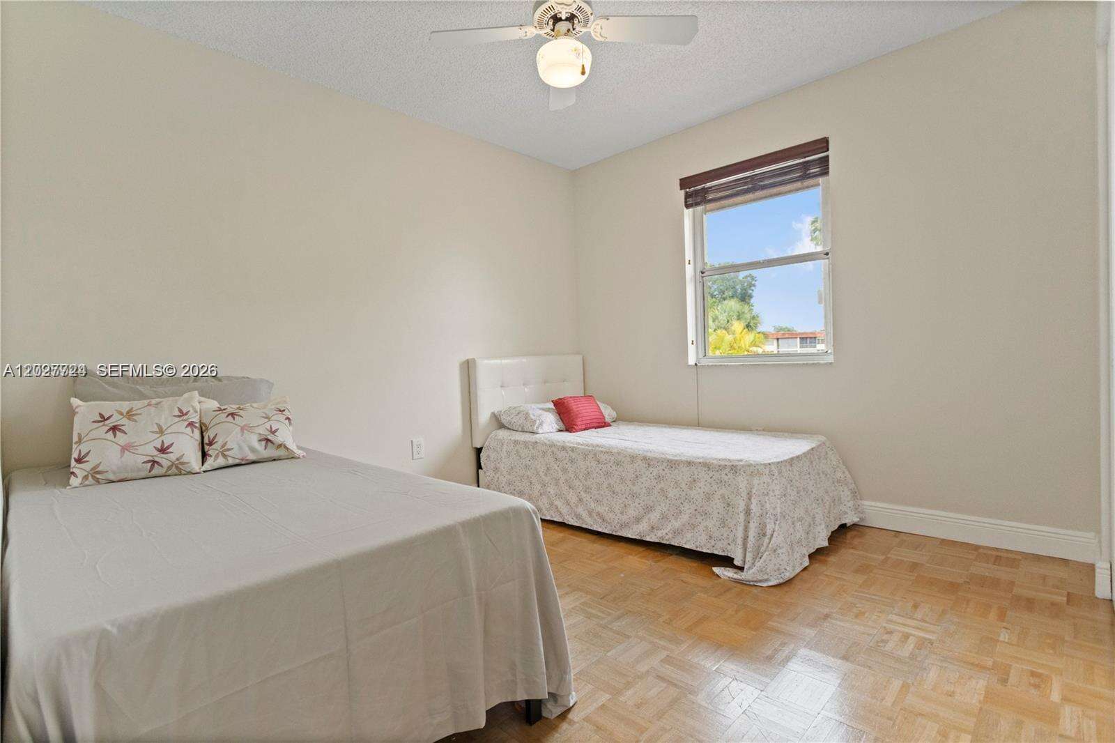 1051 95th Ter, Pembroke Pines, FL 33025 - For Sale photo 28
