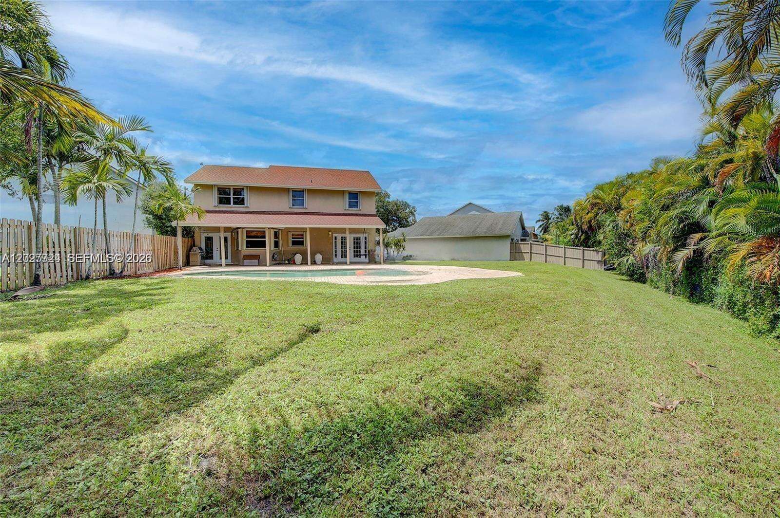 1051 95th Ter, Pembroke Pines, FL 33025 - For Sale photo 34