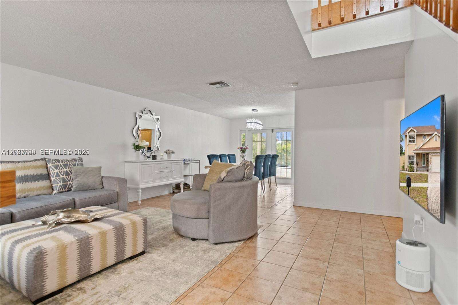 1051 95th Ter, Pembroke Pines, FL 33025 - For Sale photo 8