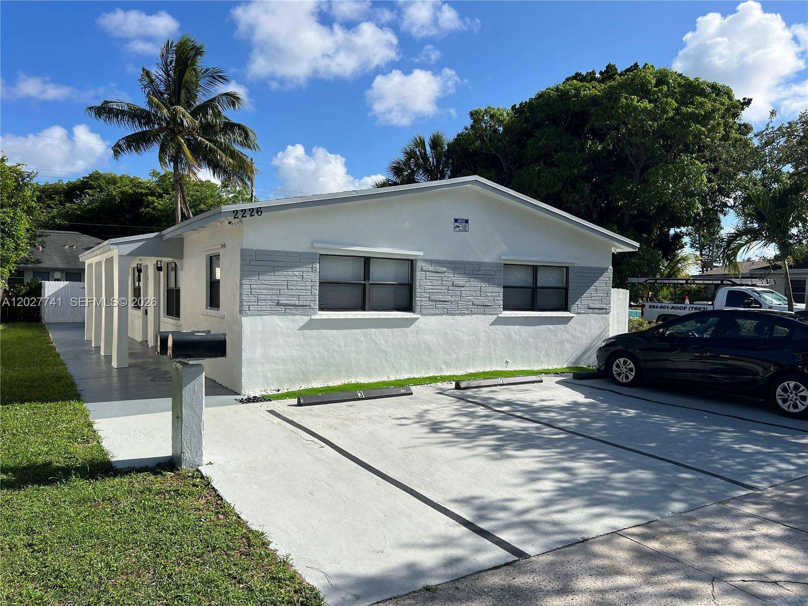 2226 Cody St, Hollywood, FL 33020 - For Sale photo 1