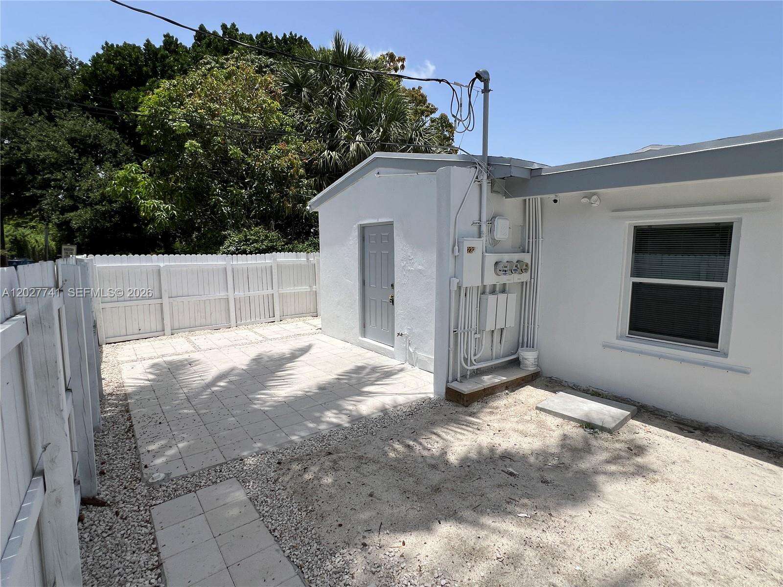 2226 Cody St, Hollywood, FL 33020 - For Sale photo 6