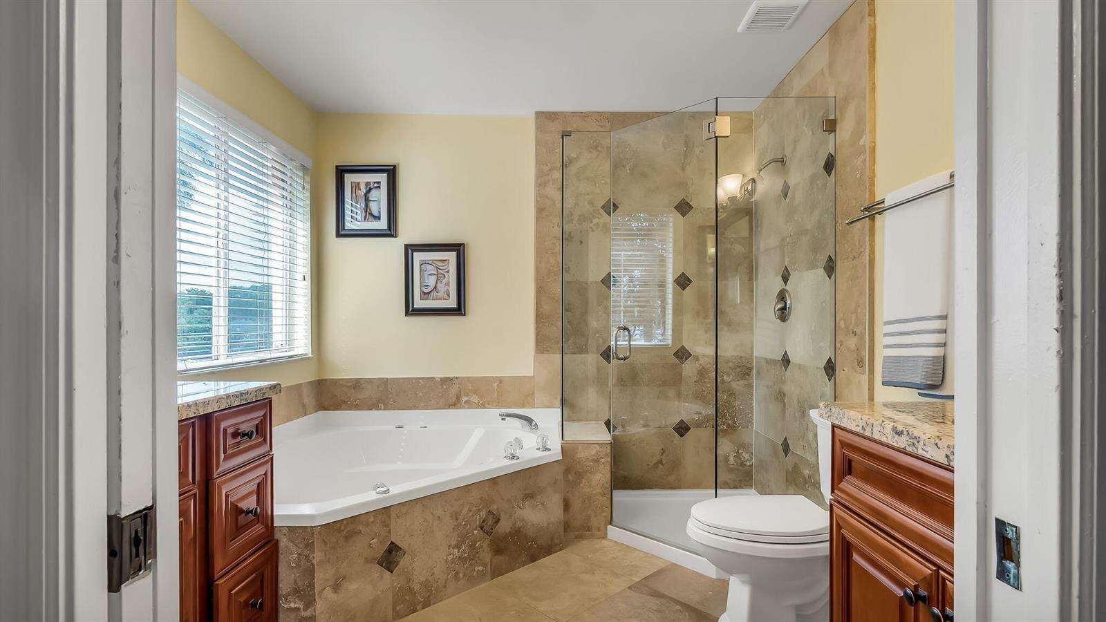 2510 Rampart, Hollywood, FL 33026 - For Sale photo 19