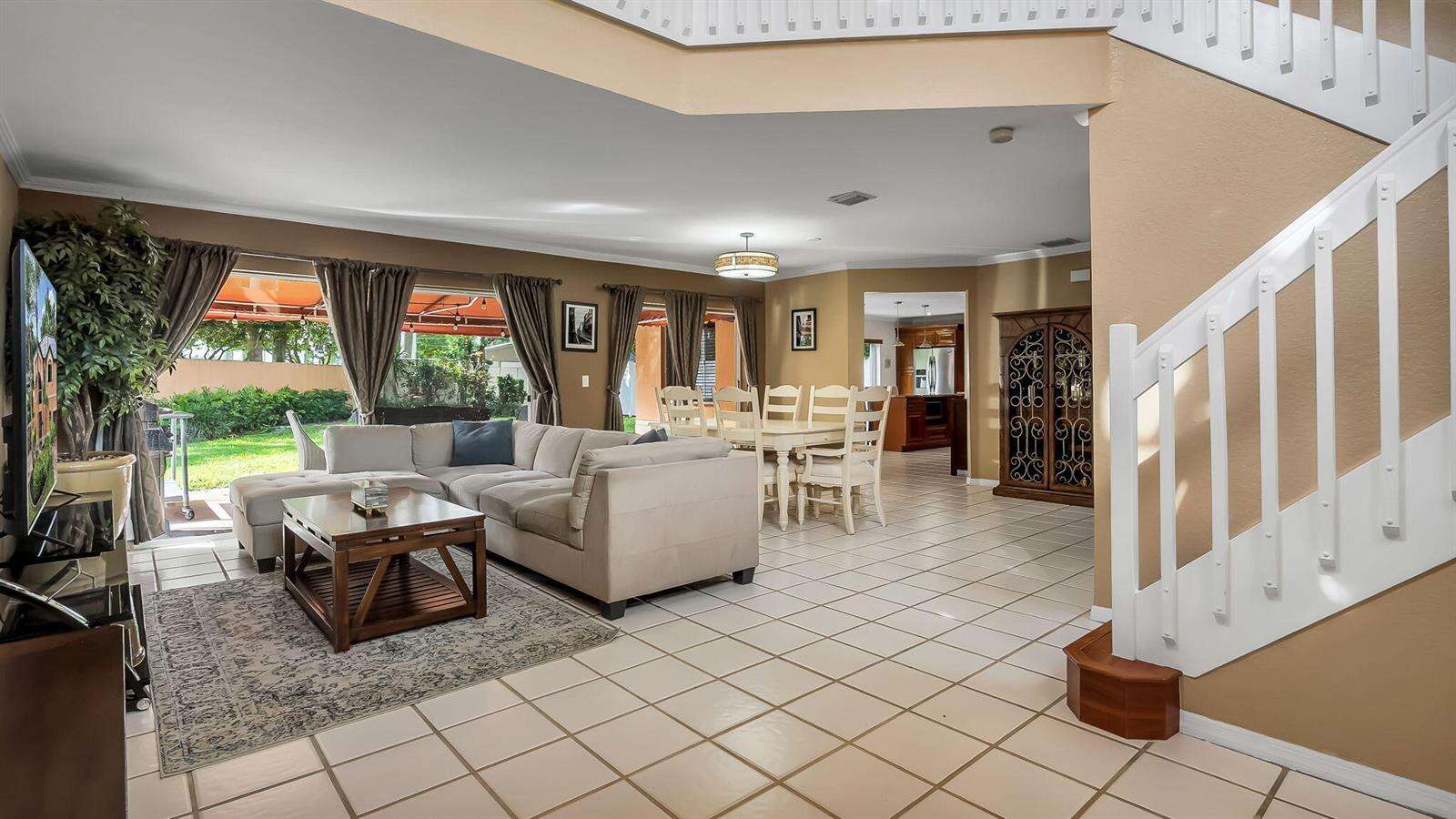 2510 Rampart, Hollywood, FL 33026 - For Sale photo 3