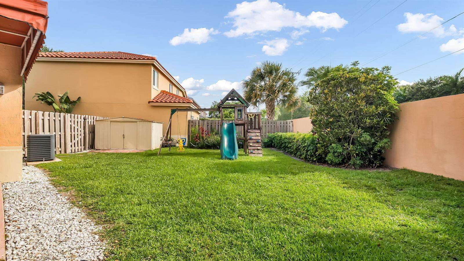 2510 Rampart, Hollywood, FL 33026 - For Sale photo 32