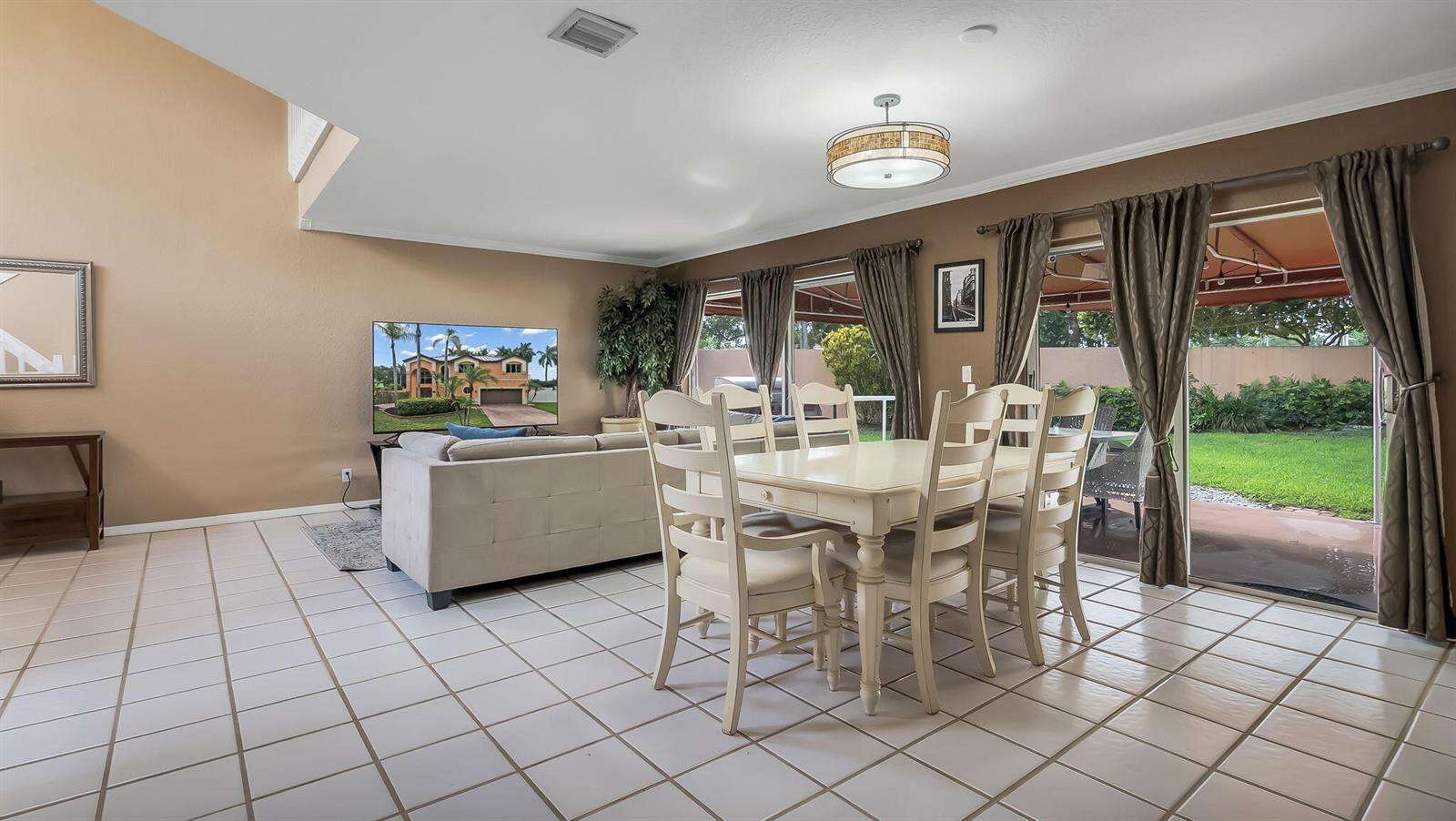 2510 Rampart, Hollywood, FL 33026 - For Sale photo 5