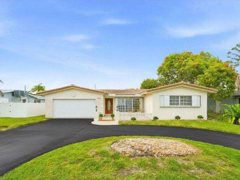 5501 Monroe, Hollywood, FL 33021 - For Sale photo 1