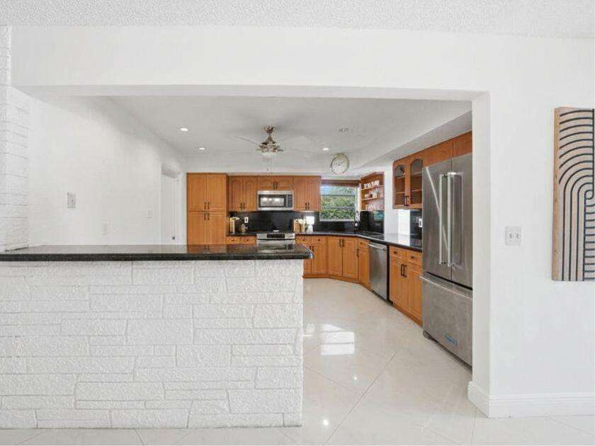5501 Monroe, Hollywood, FL 33021 - For Sale photo 8