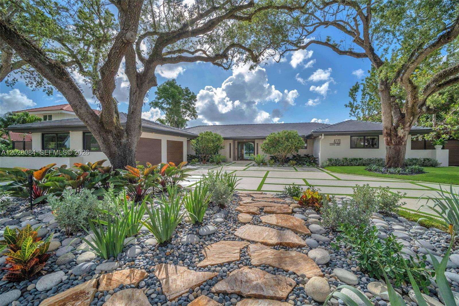 4220 Casper Ct, Hollywood, FL 33021 - For Sale photo 1