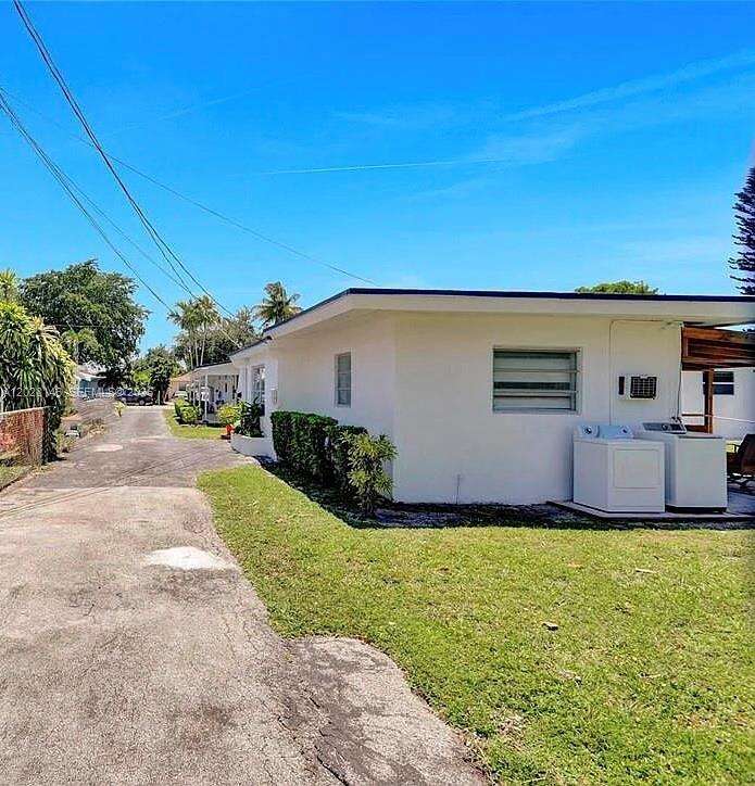 2627 Lincoln St, Hollywood, FL 33020 - For Sale photo 12