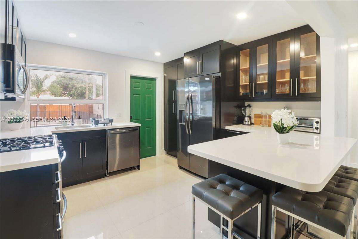 2215 Cleveland St, Hollywood, FL 33020 - For Sale photo 12