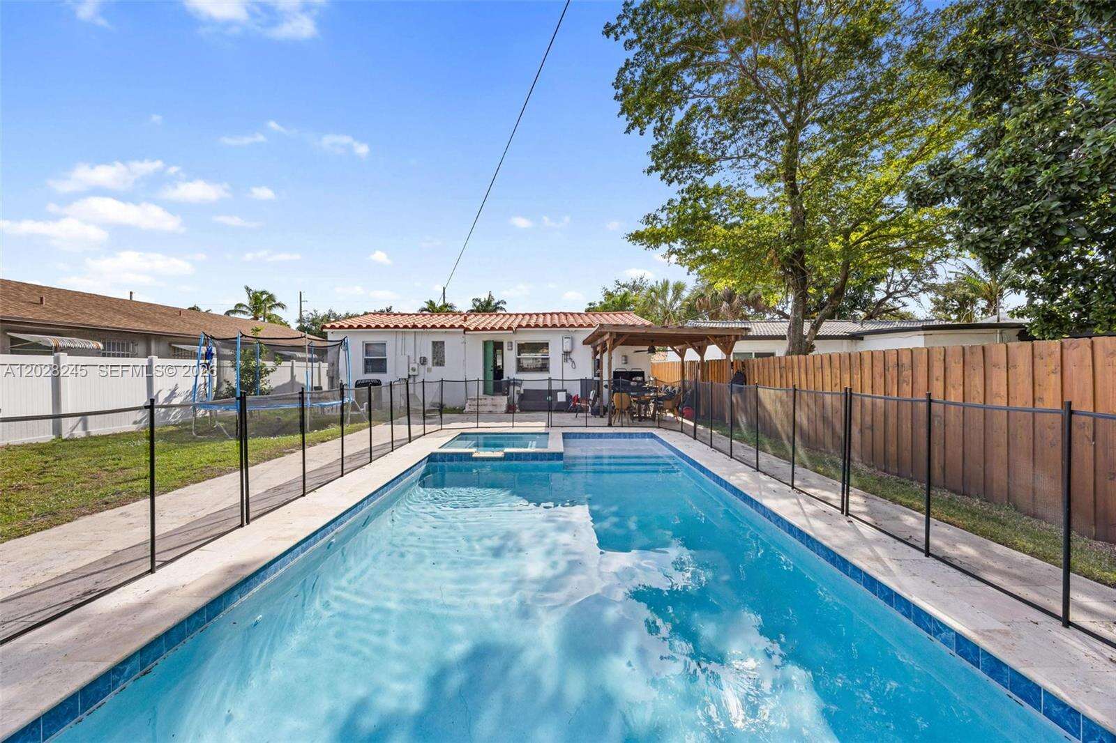 2215 Cleveland St, Hollywood, FL 33020 - For Sale photo 31