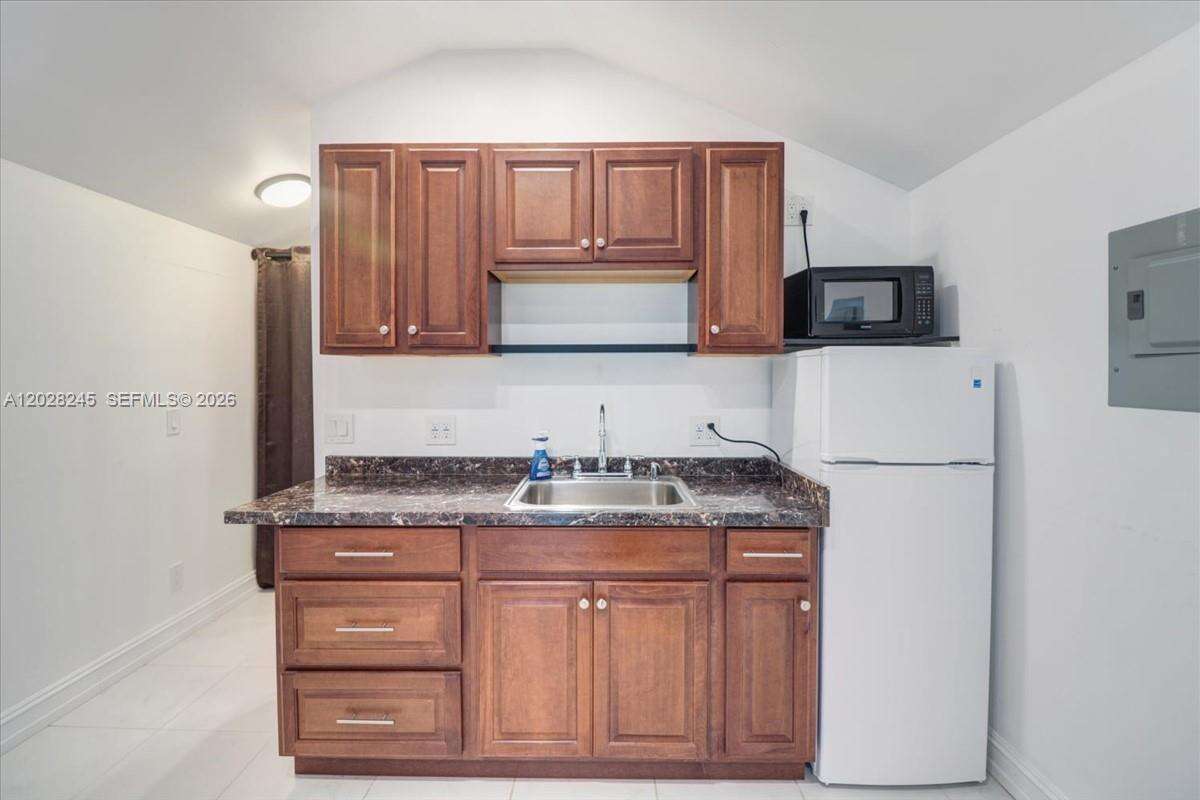 2215 Cleveland St, Hollywood, FL 33020 - For Sale photo 35