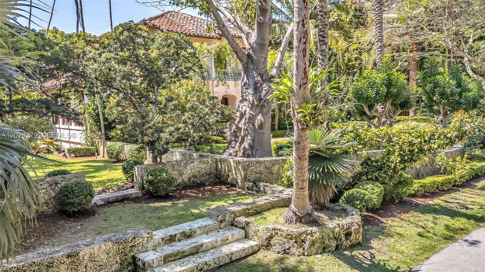 3462 Moorings Way, Miami, FL 33133 - For Sale photo 2