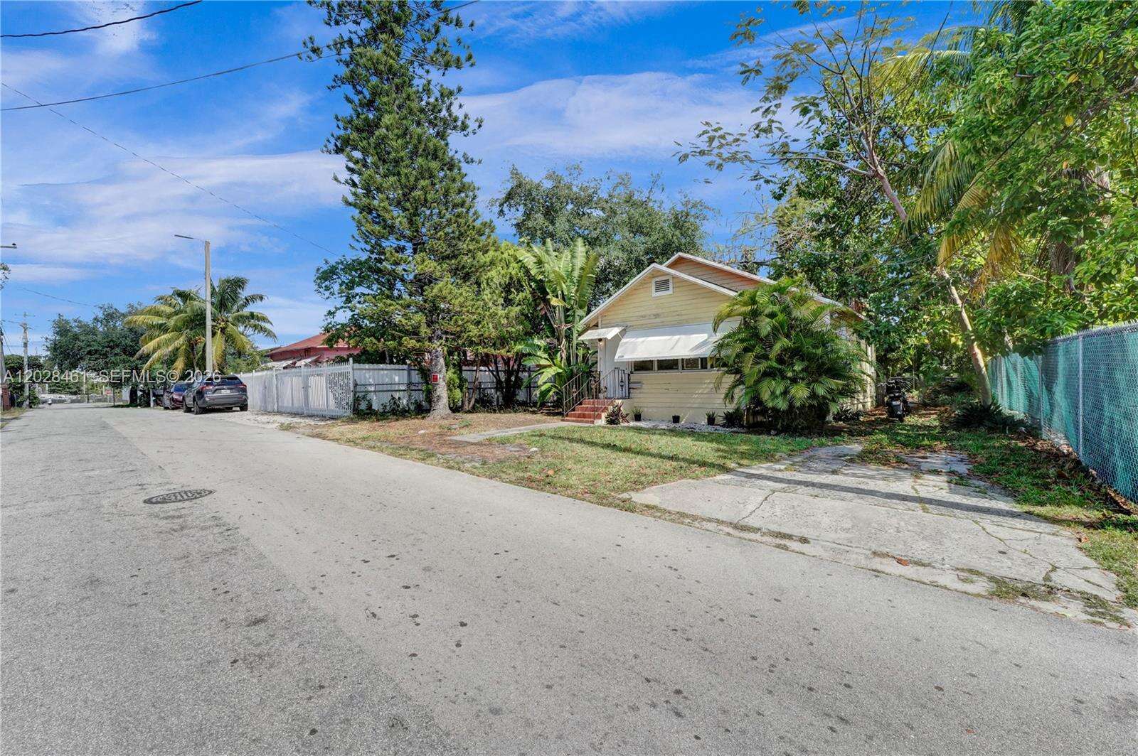 259 57th St, Miami, FL 33137 - For Sale photo 8