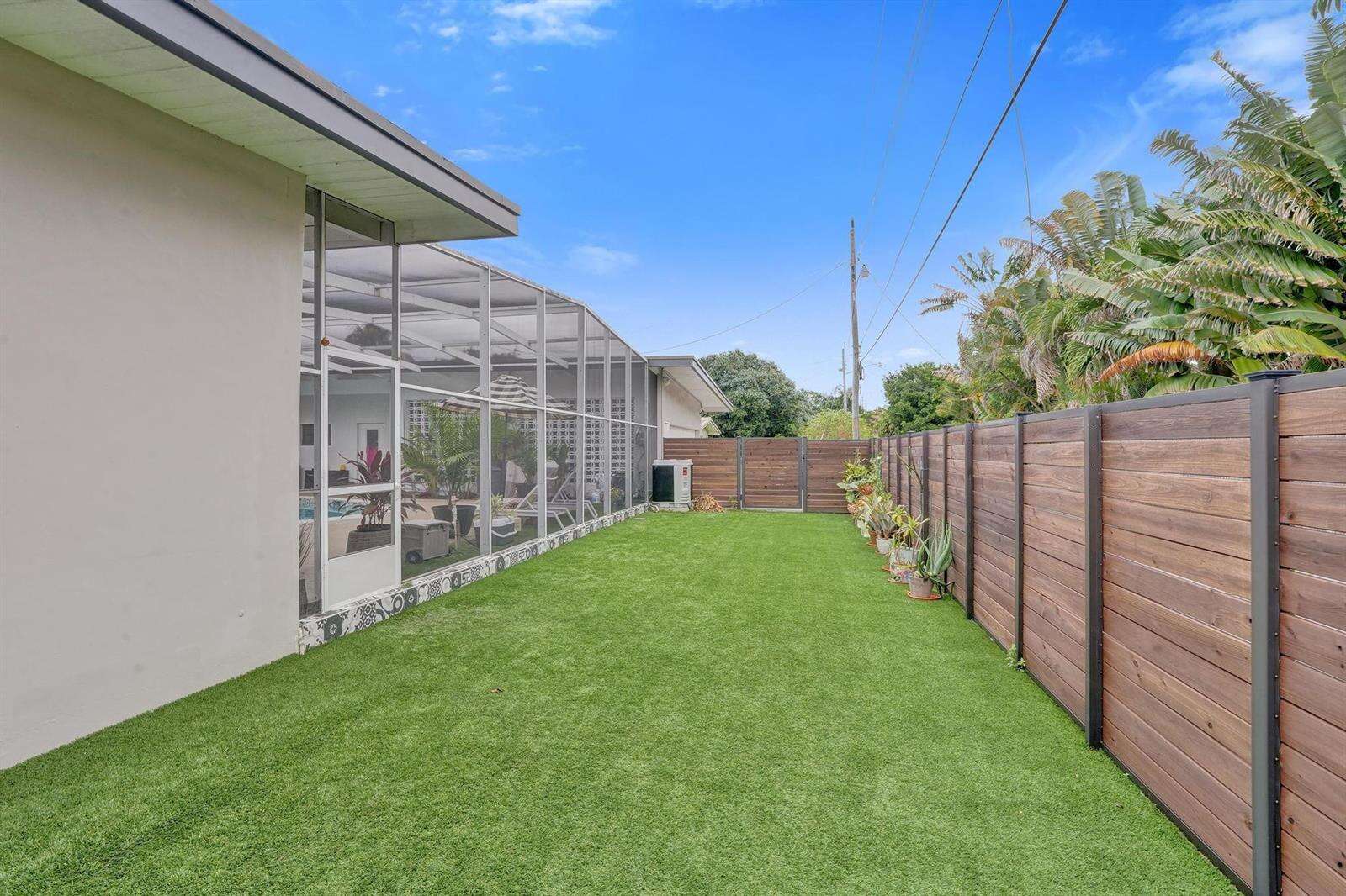 521 Highland, Hollywood, FL 33021 - For Sale photo 22
