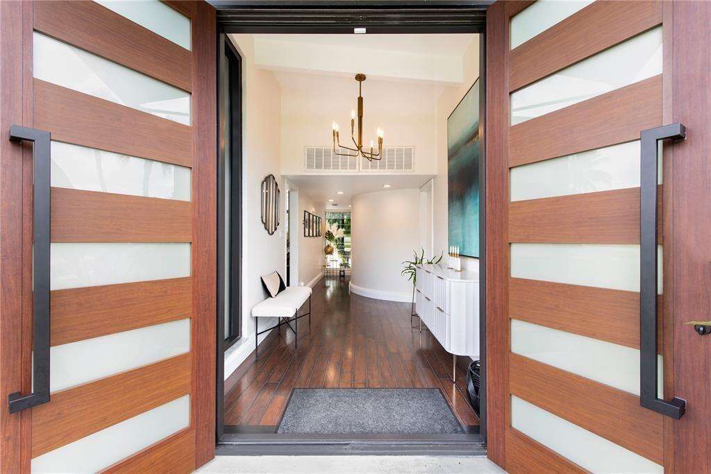 521 Highland, Hollywood, FL 33021 - For Sale photo 4