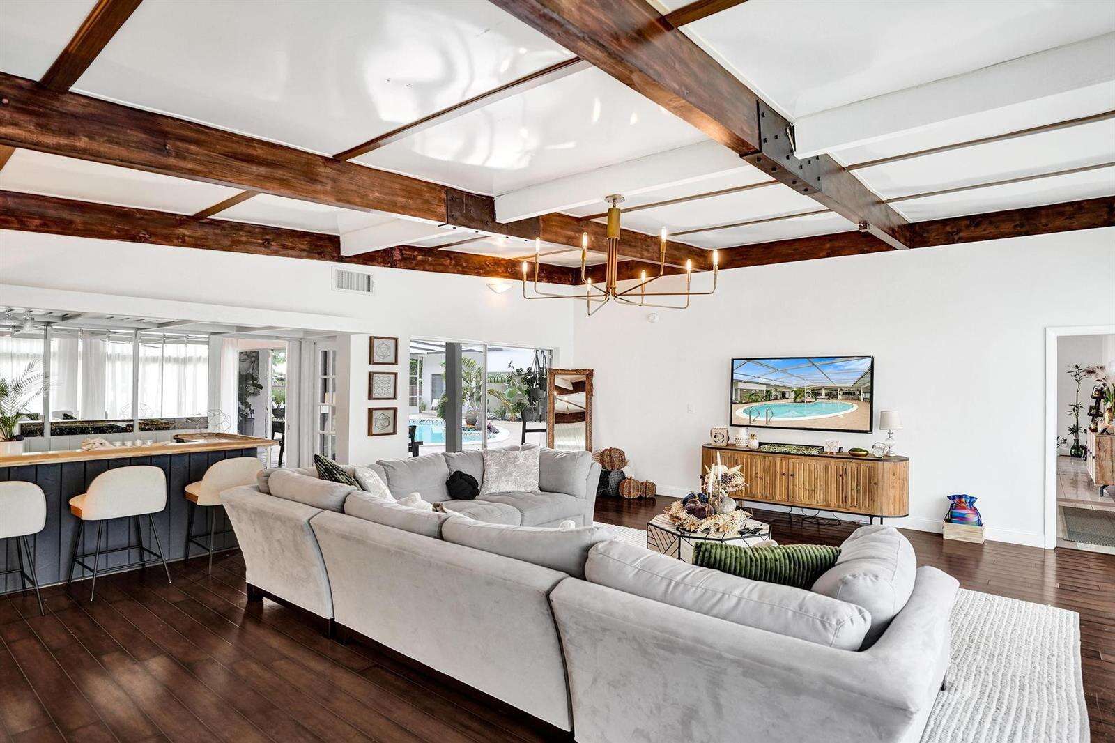 521 Highland, Hollywood, FL 33021 - For Sale photo 9