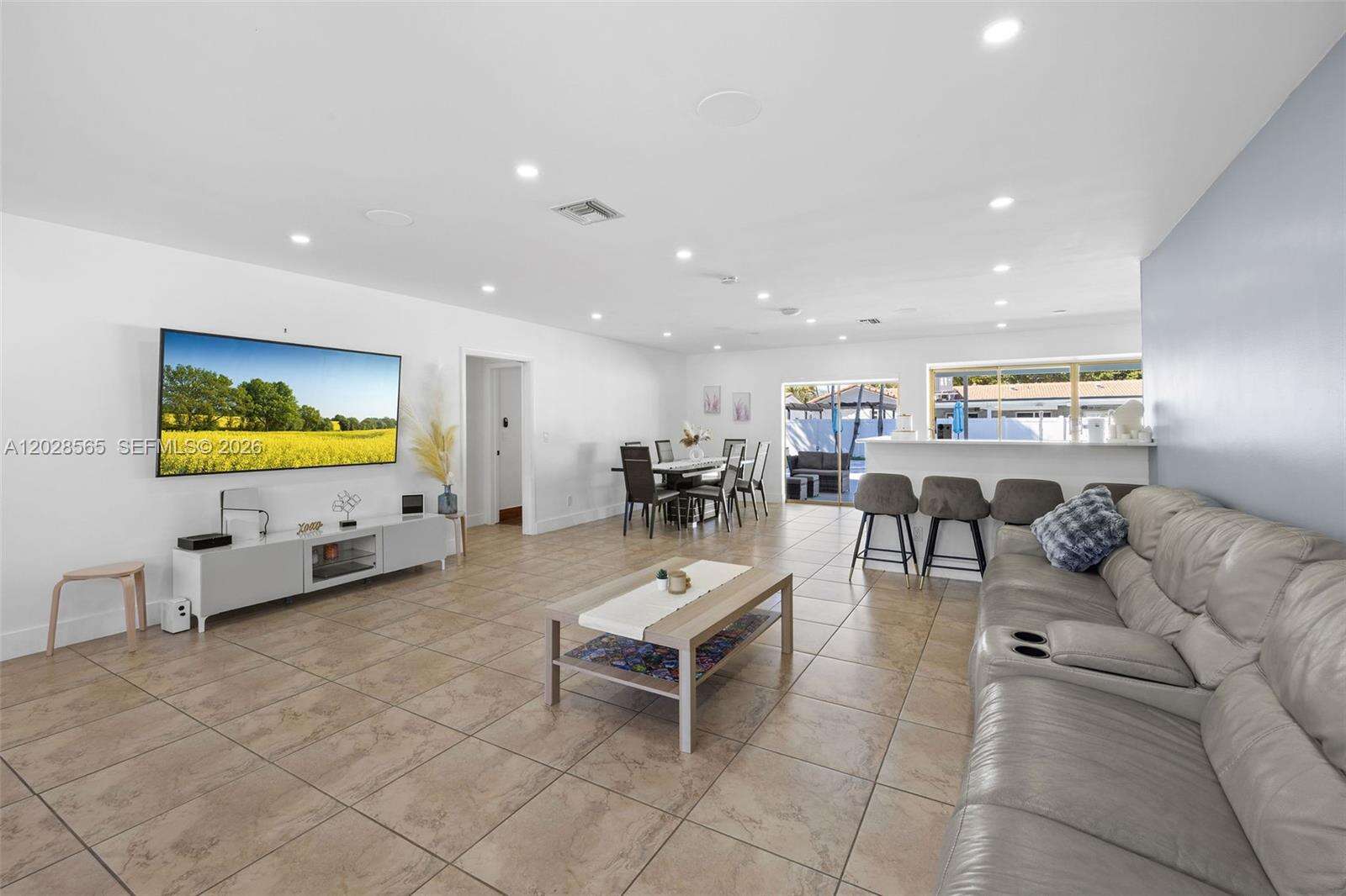 3460 46th Ave, Hollywood, FL 33021 - For Sale photo 3