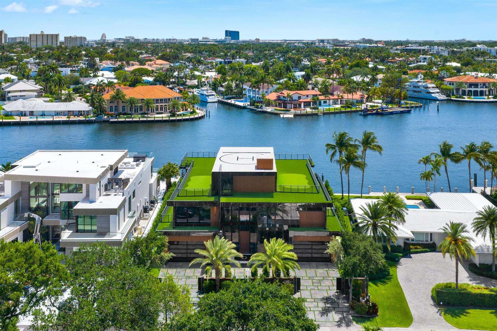 733 Middle River, Fort Lauderdale, FL 33304 - For Sale photo 4