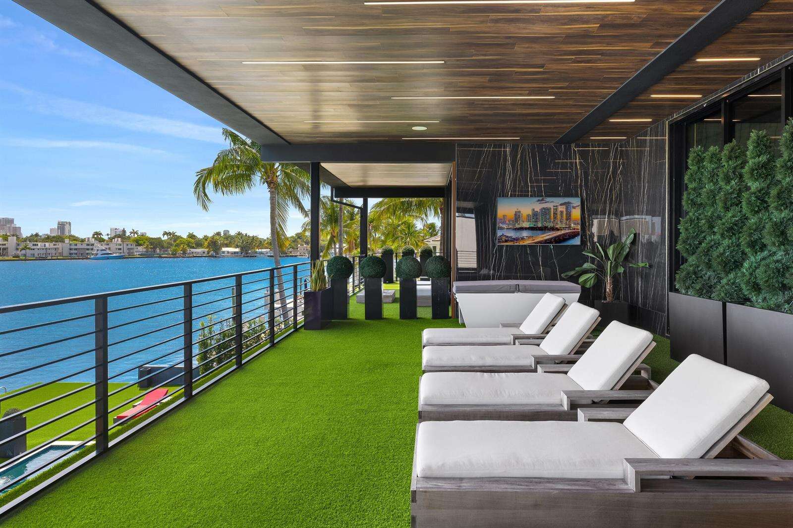 733 Middle River, Fort Lauderdale, FL 33304 - For Sale photo 38