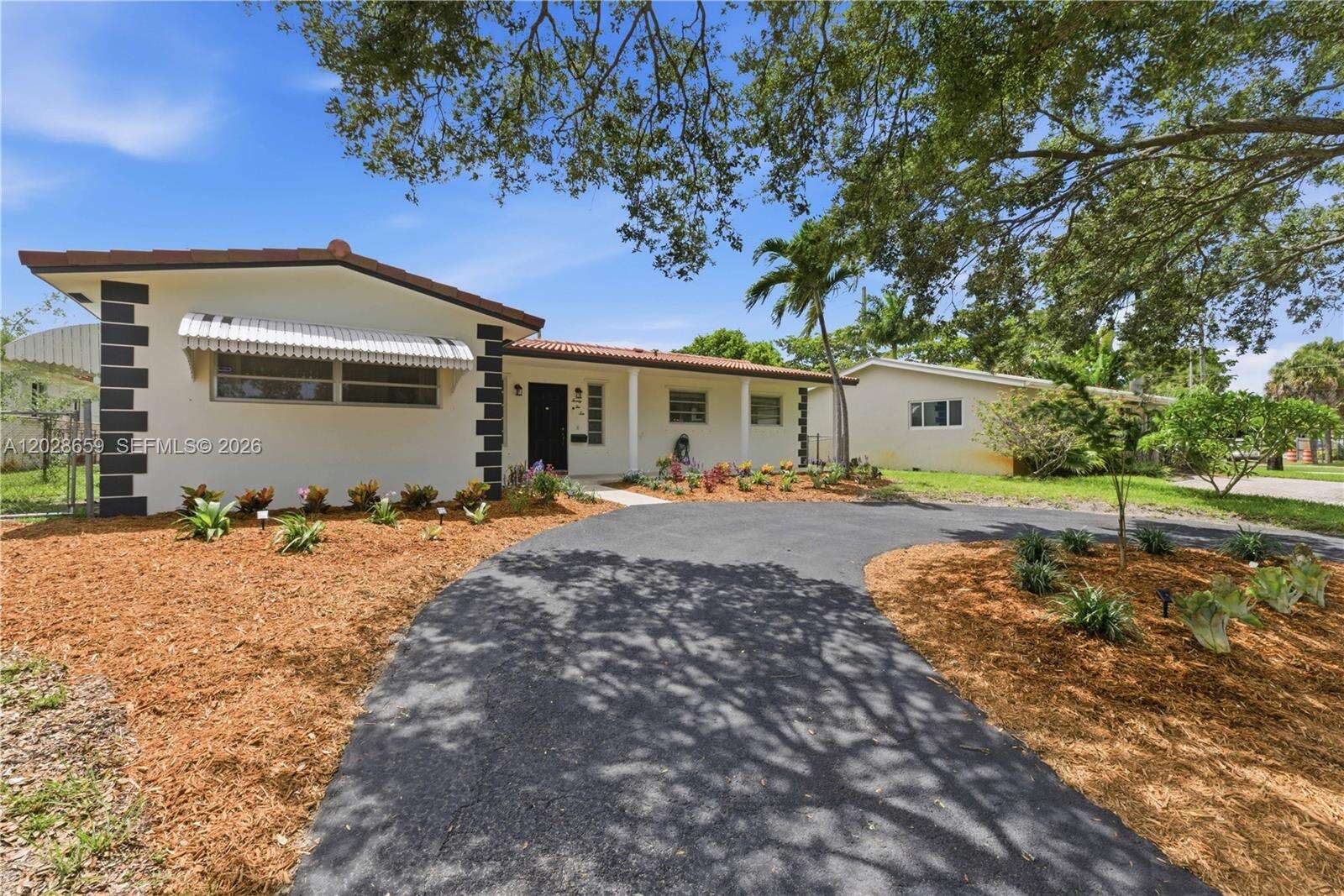 2210 52nd Ave, Hollywood, FL 33021 - For Sale photo 5