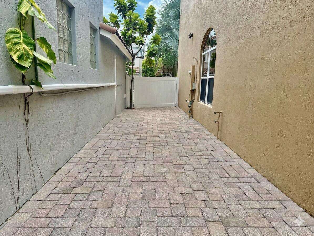 3775 50th, Fort Lauderdale, FL 33312 - For Sale photo 17