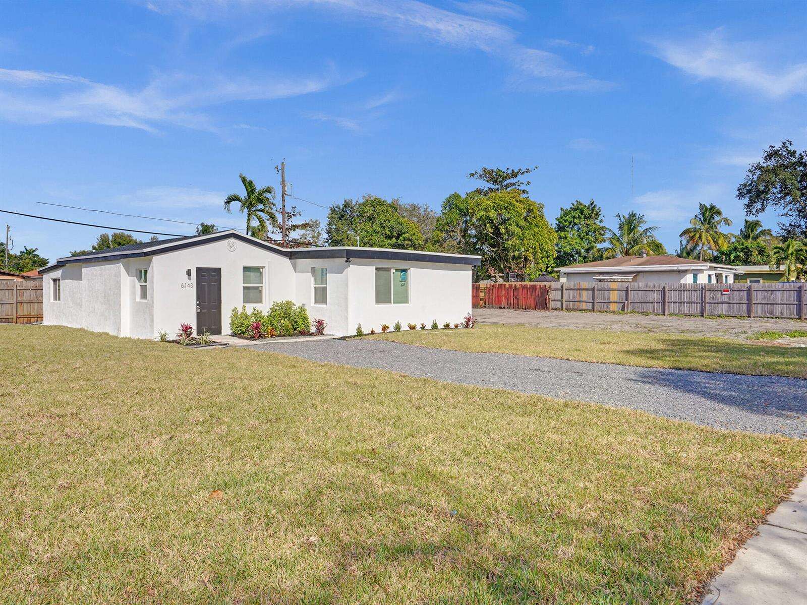 6143 40th, Miramar, FL 33023 - For Sale photo 4
