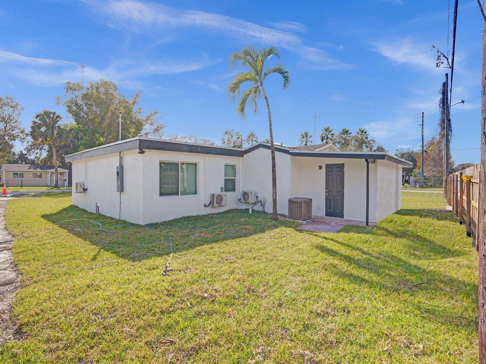 6143 40th, Miramar, FL 33023 - For Sale photo 38