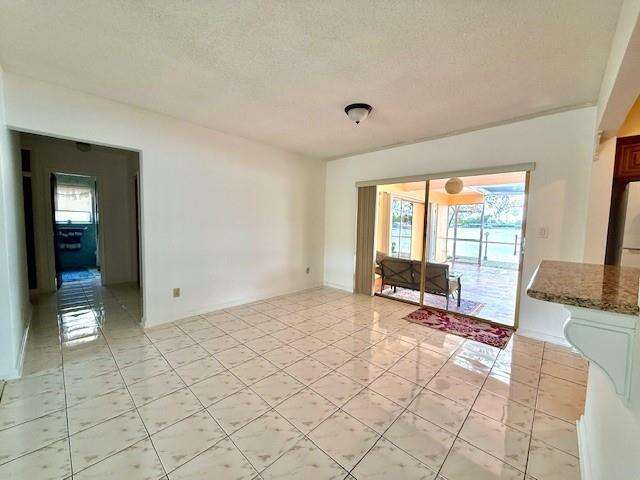 2000 86th, Pembroke Pines, FL 33024 - For Sale photo 11