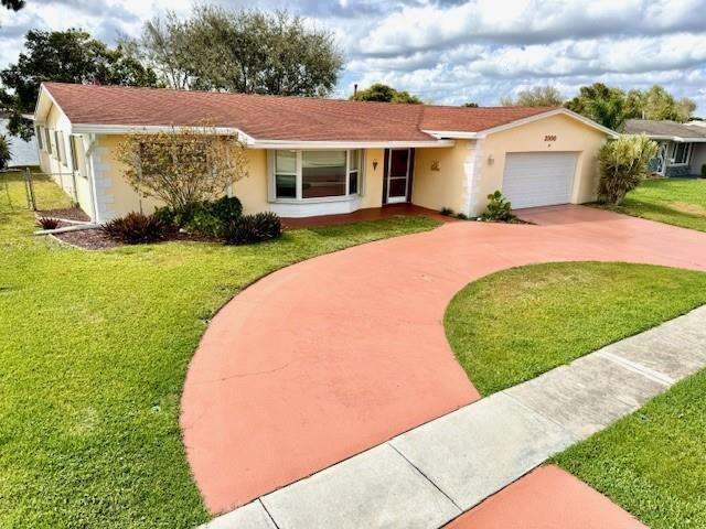 2000 86th, Pembroke Pines, FL 33024 - For Sale photo 4