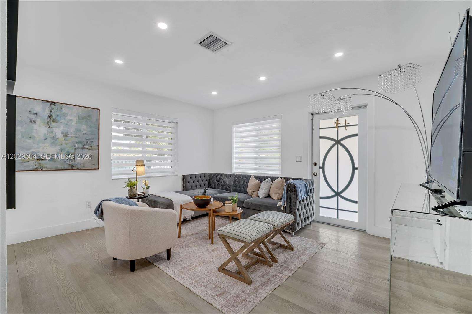 6404 Meade St, Hollywood, FL 33024 - For Sale photo 4