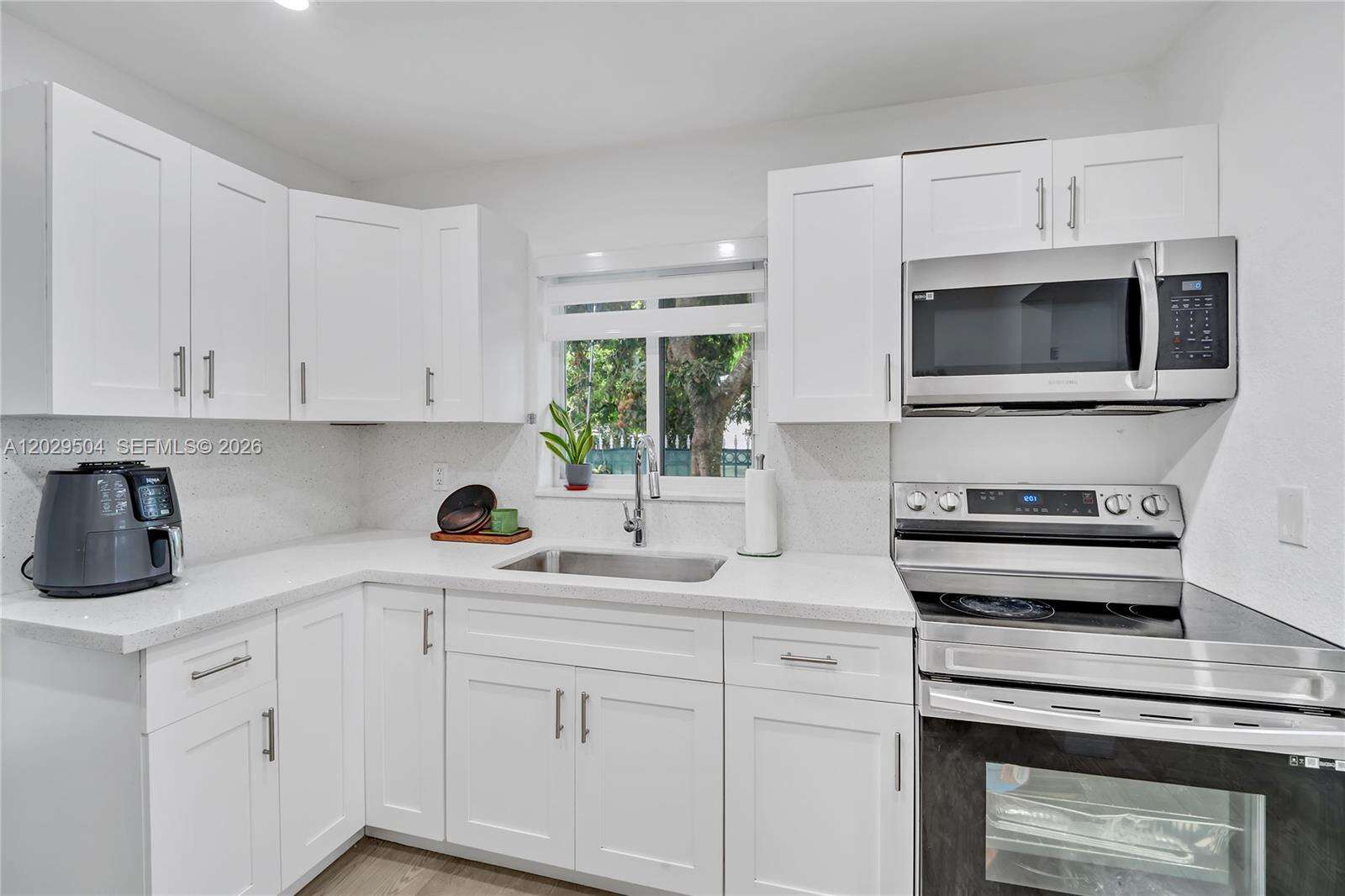 6404 Meade St, Hollywood, FL 33024 - For Sale photo 7