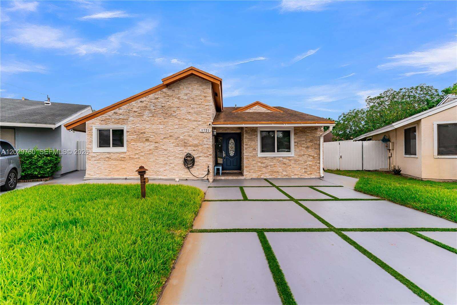 1721 87th Ter, Miramar, FL 33025 - For Sale photo 1