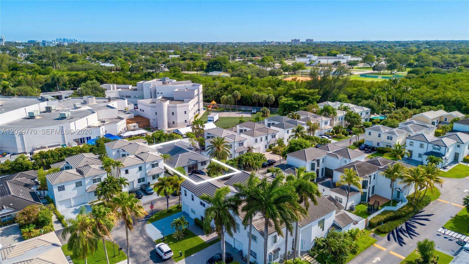 2558 206th Ter, Aventura, FL 33180 - For Sale photo 23