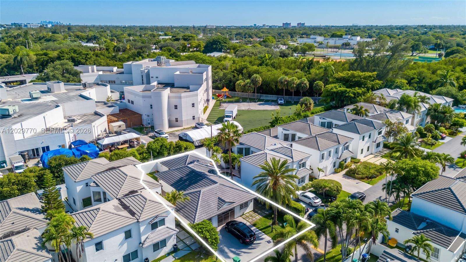 2558 206th Ter, Aventura, FL 33180 - For Sale photo 28