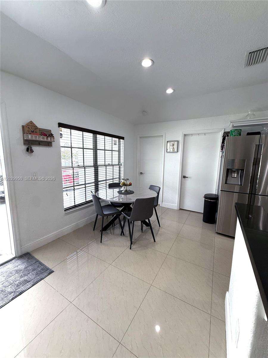 1071 86th Ave, Pembroke Pines, FL 33025 - For Sale photo 11