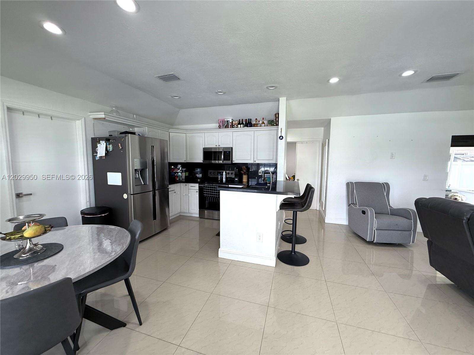 1071 86th Ave, Pembroke Pines, FL 33025 - For Sale photo 13