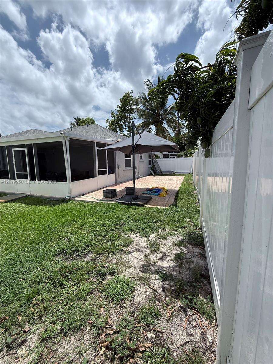 1071 86th Ave, Pembroke Pines, FL 33025 - For Sale photo 40