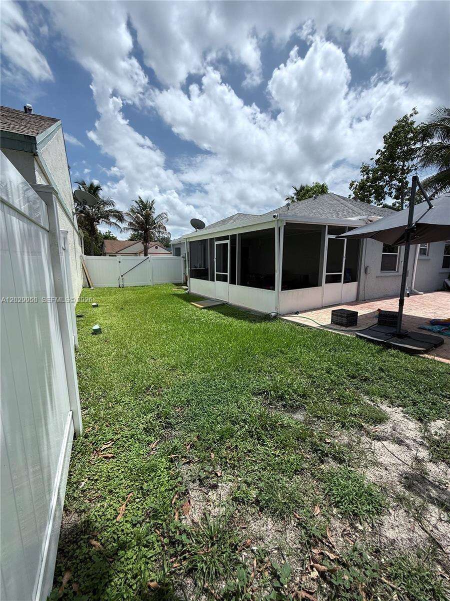 1071 86th Ave, Pembroke Pines, FL 33025 - For Sale photo 44