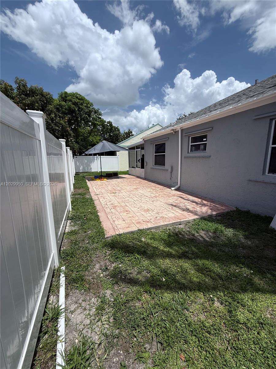1071 86th Ave, Pembroke Pines, FL 33025 - For Sale photo 48