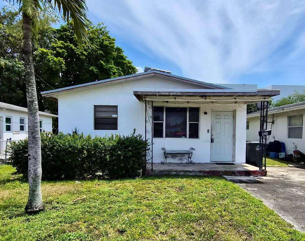 425 6th, Hallandale Beach, FL 33009 - For Sale photo 1