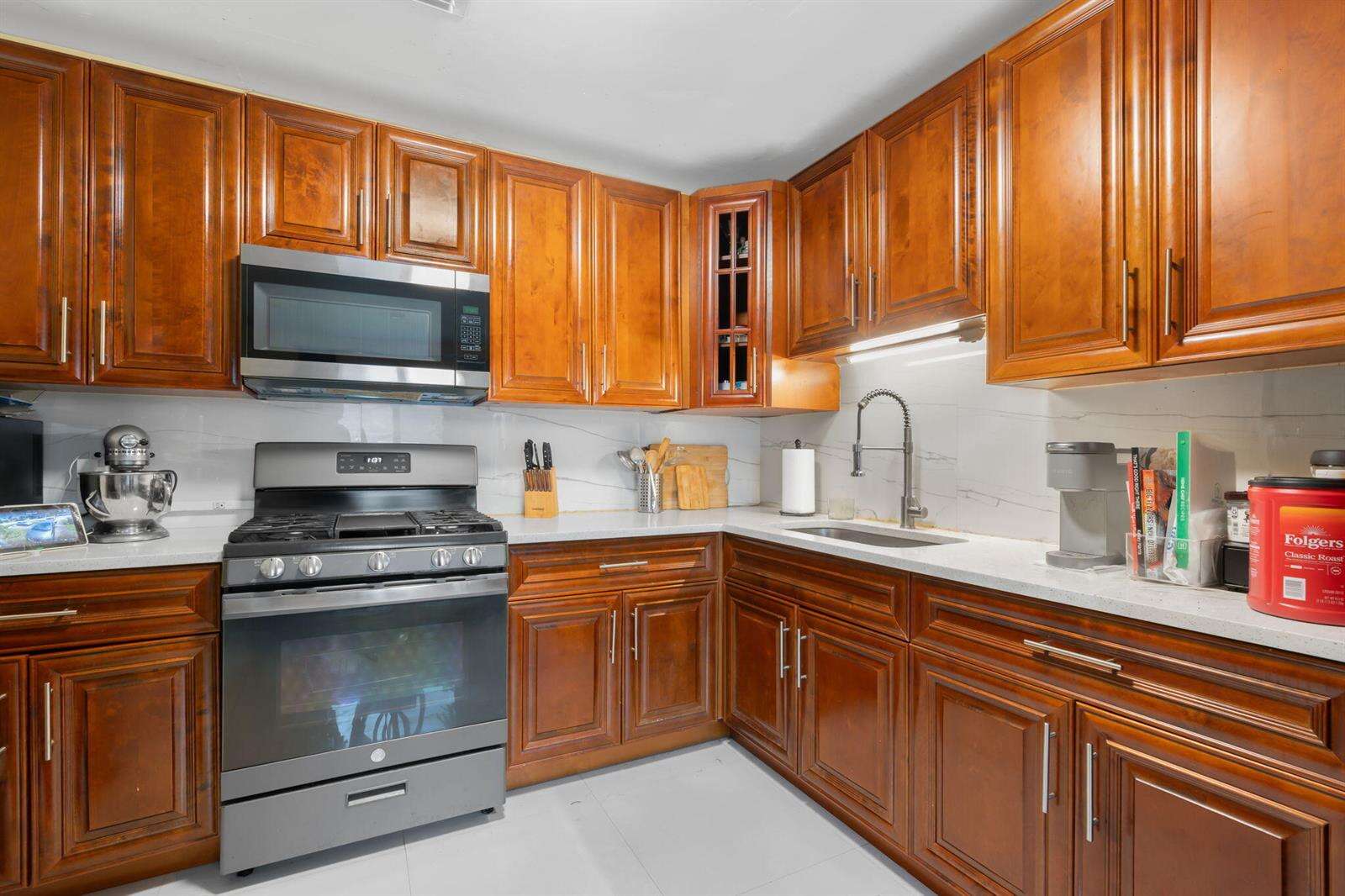 2126 Washington, Hollywood, FL 33020 - For Sale photo 4