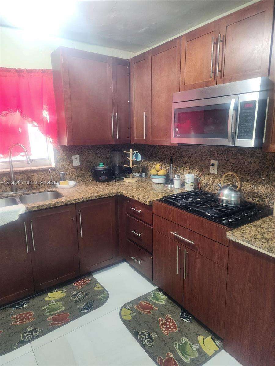 2130 92nd St, Miami, FL 33147 - For Sale photo 3