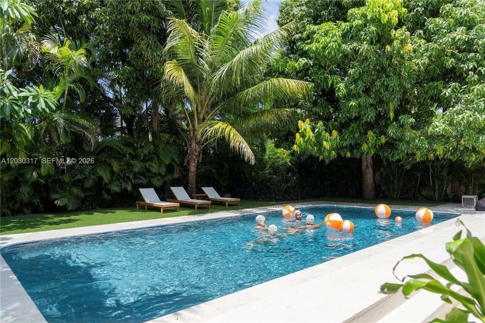 5236 Pine Tree Dr, Miami Beach, FL 33140 - For Sale photo 3