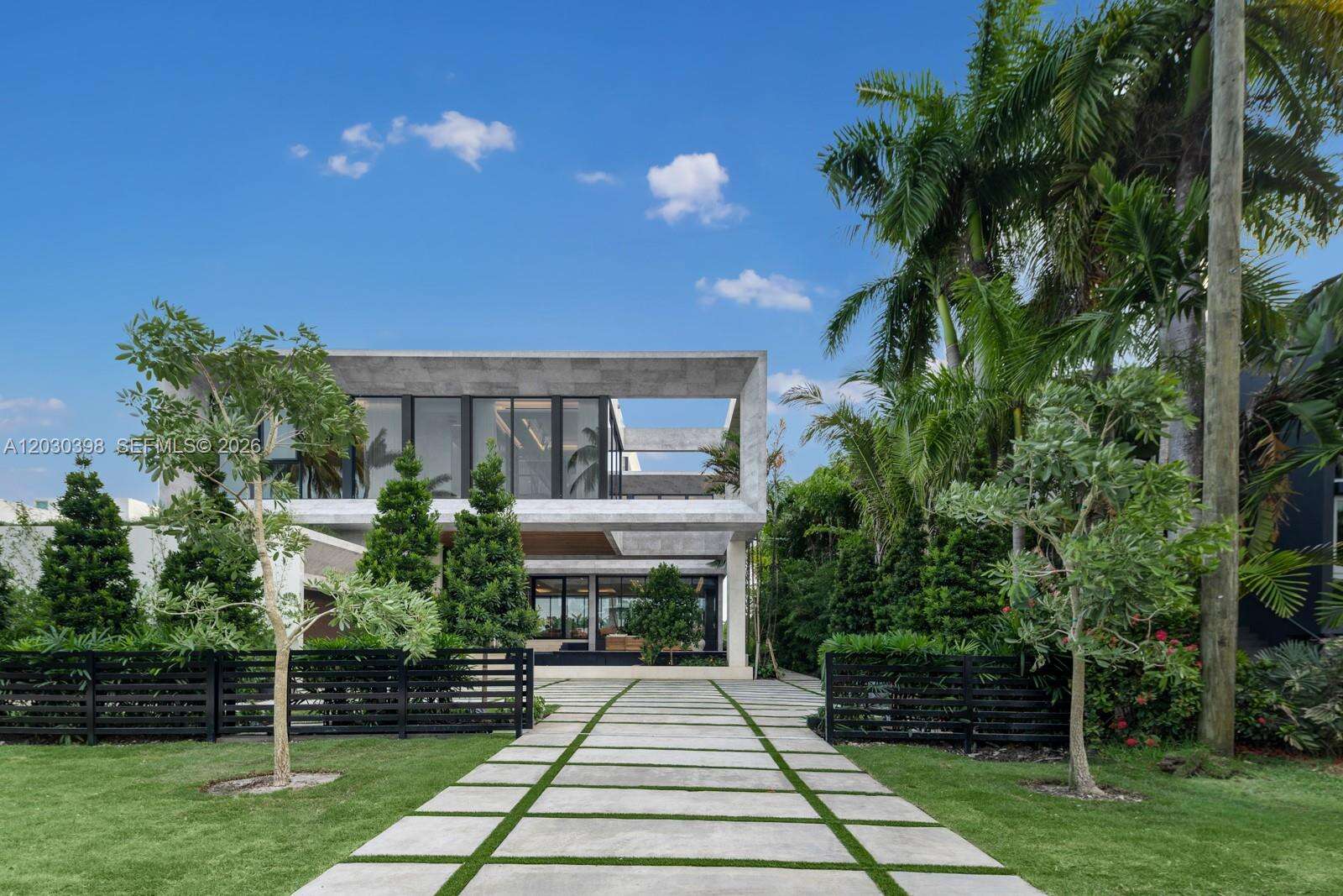 360 Hibiscus Drive, Miami Beach, FL 33139 - For Sale photo 2