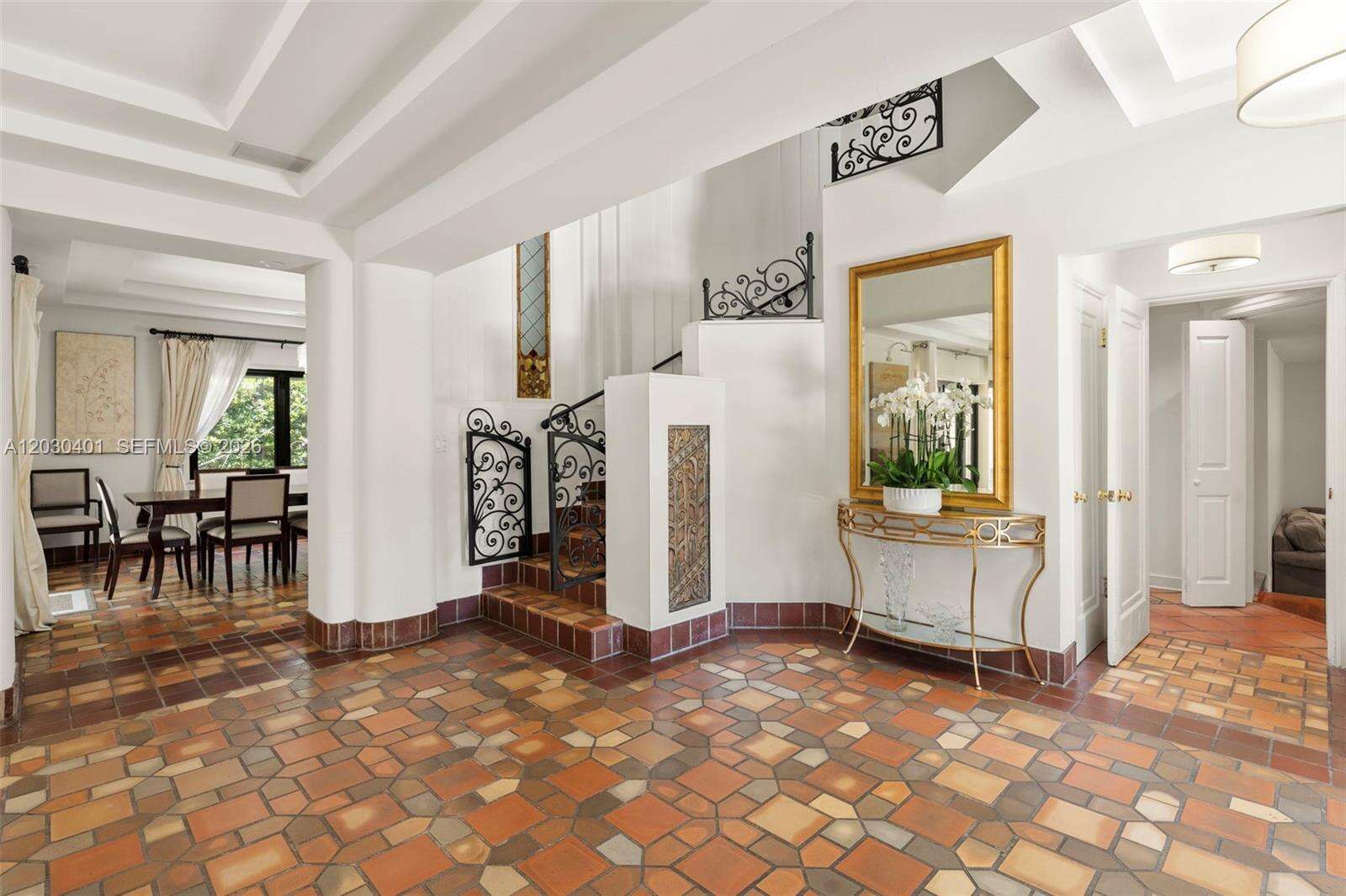 5860 Pine Tree Dr, Miami Beach, FL 33140 - For Sale photo 11