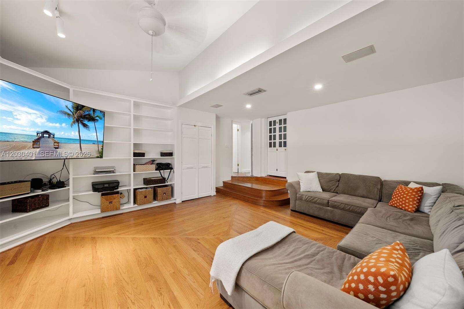 5860 Pine Tree Dr, Miami Beach, FL 33140 - For Sale photo 13